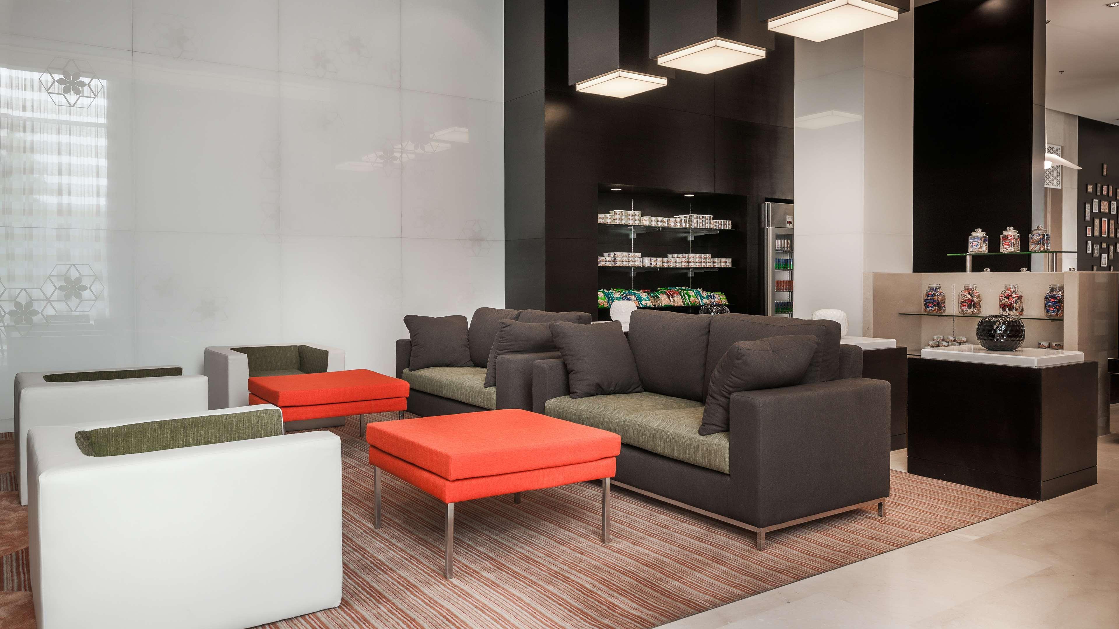 Hyatt Place Gurgaon Udyog Vihar Exterior photo The lounge at the airport
