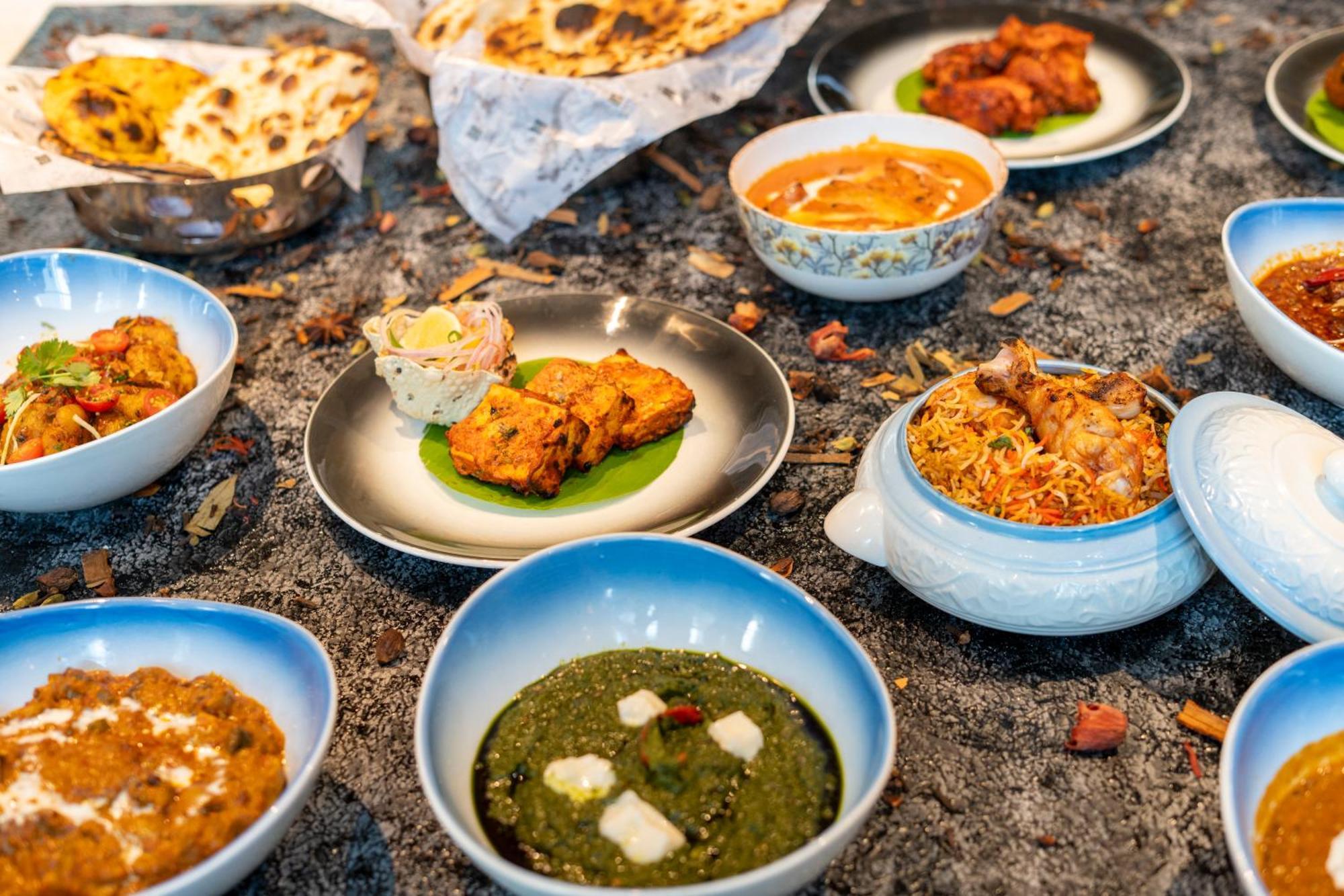 Hyatt Place Gurgaon Udyog Vihar Exterior photo Indian cuisine