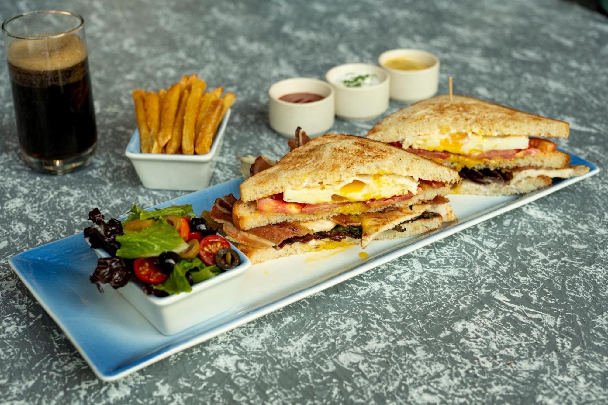 Hyatt Place Gurgaon Udyog Vihar Exterior photo A club sandwich