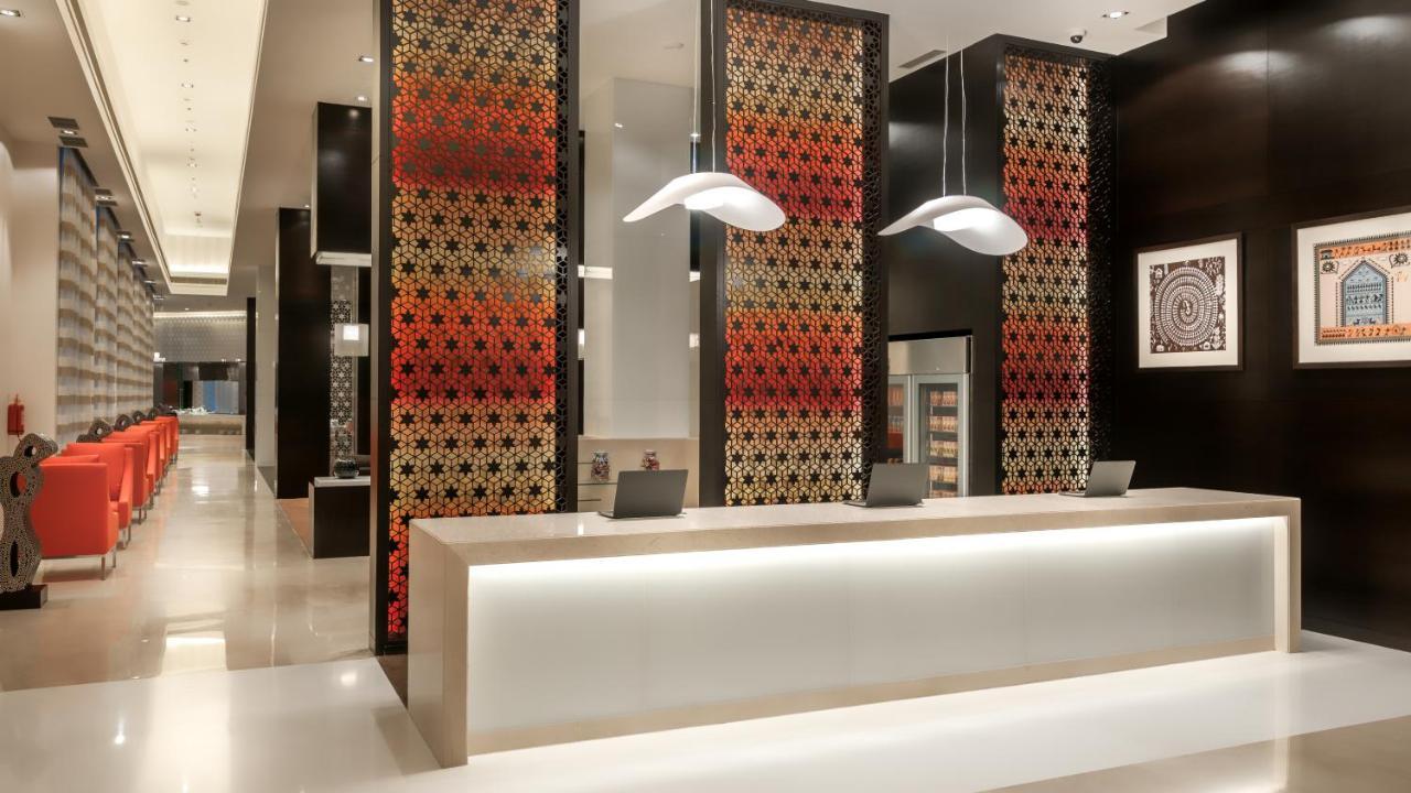 Hyatt Place Gurgaon Udyog Vihar Exterior photo The lobby of the hotel